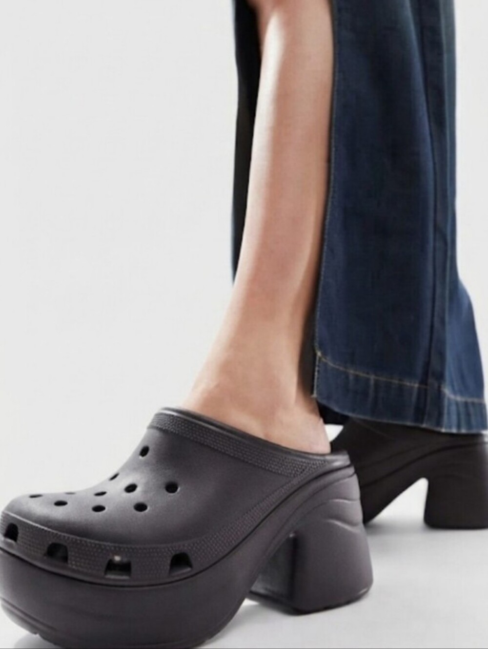 The Crocs Siren Platform Clog~ Black Sz W8/M6 ~ Rare & Discontinued
